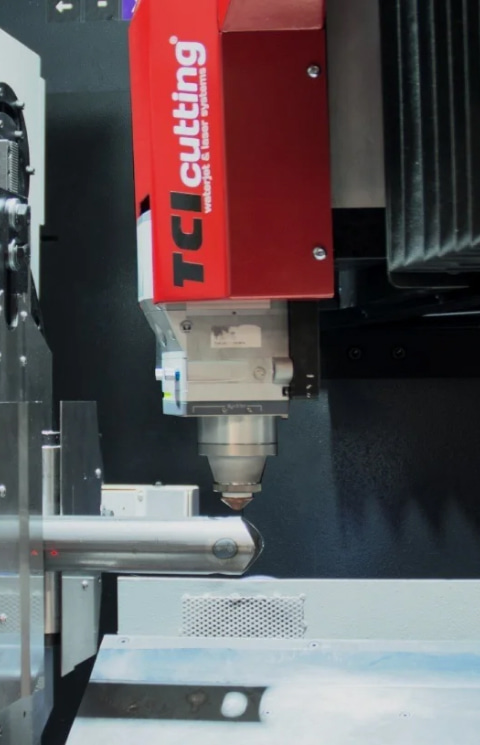 laser tube carrusel